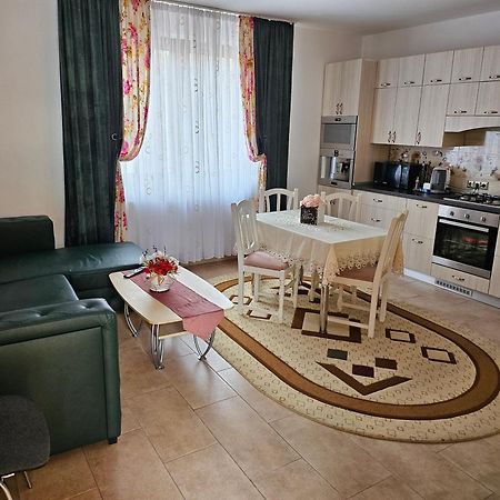 Cory'S House Apartamento Sibiu Exterior foto